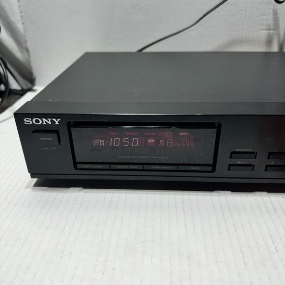 Vintage Sony ST-S110 FM/AM Tuner (WORKNG) - Classic Radio Technology 📻 - Picture 4 of 16